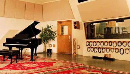 grand piano