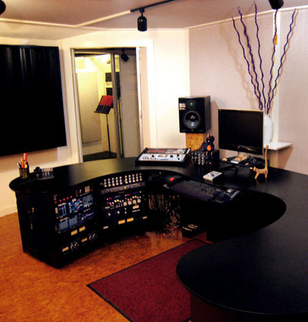 control room B